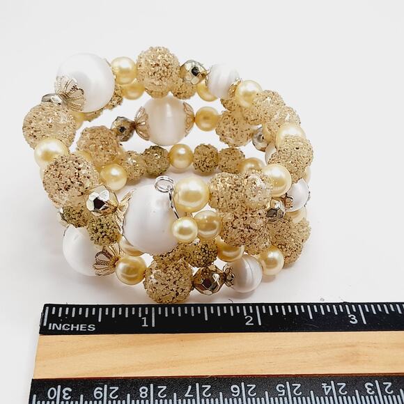 Vintage 1950s Beaded Bracelet – Gold & Pearl Memory Wire Wrap - Picture 5 of 9